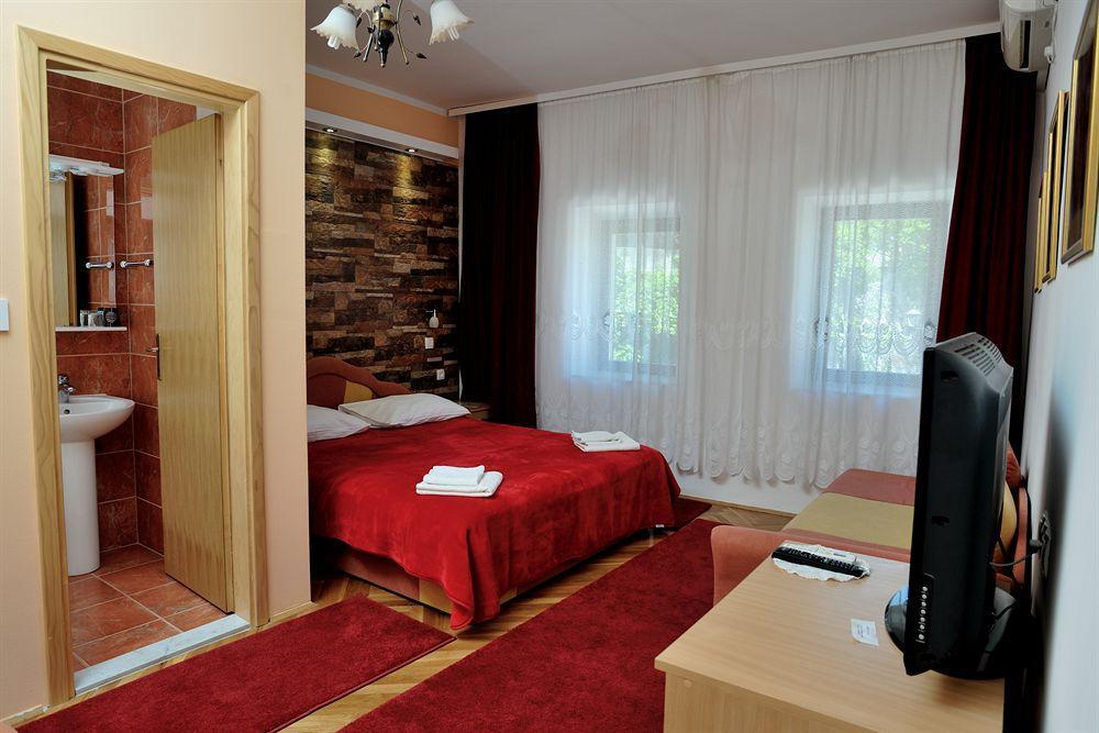 Villa Cardak Мостар Екстериор снимка
